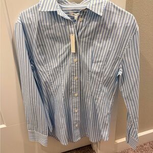 Madewell Women’s tailored shirt. light blue and white Striped. Size 00.
